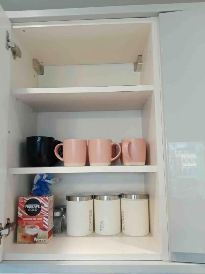 Beautiful Apartment Very Close To The Beach Brighton Bagian luar foto